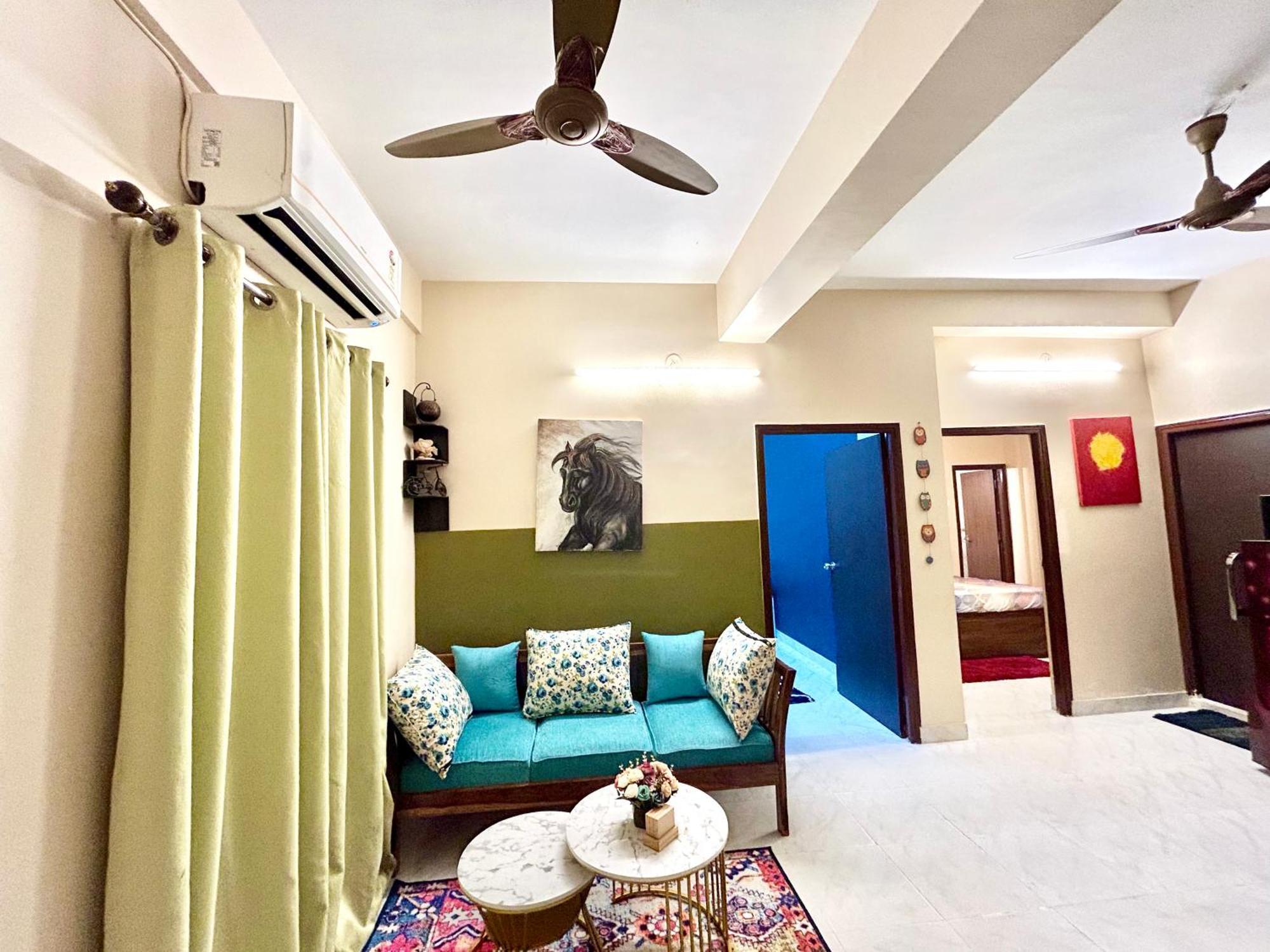 כלכותה Cozy 2Bhk Apt Near Ruby Hospital & Em Bypass מראה חיצוני תמונה